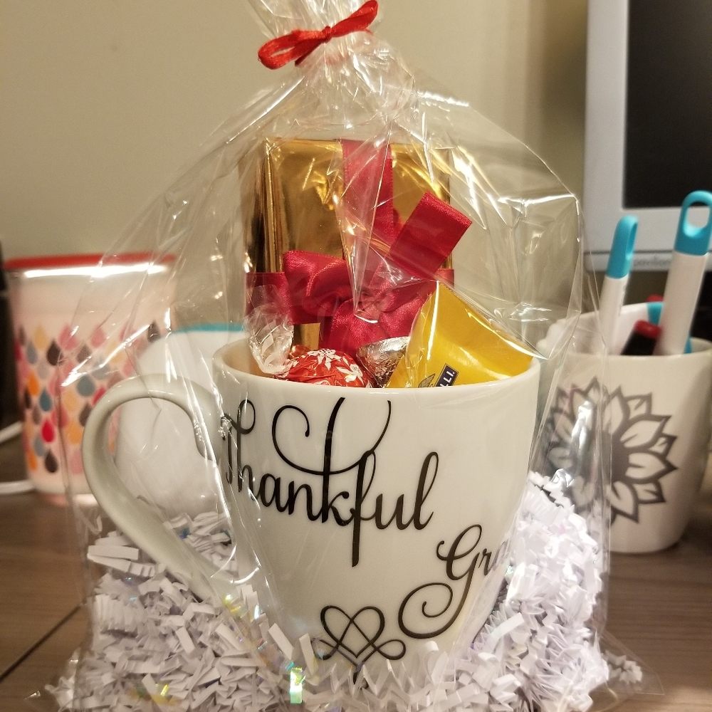 Holiday Gift Bag, Mug with Chocolates
